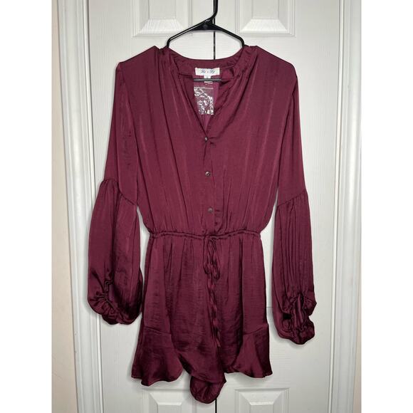 NEW She & Sky Burgundy Long Sleeve Button Down Romper Womens Size Small - Picture 1 of 5
